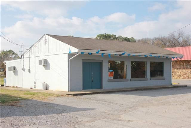 2010 E Main St, Murfreesboro, TN 37130