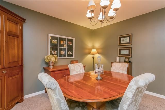 922 Harris Dr, Gallatin, TN 37066