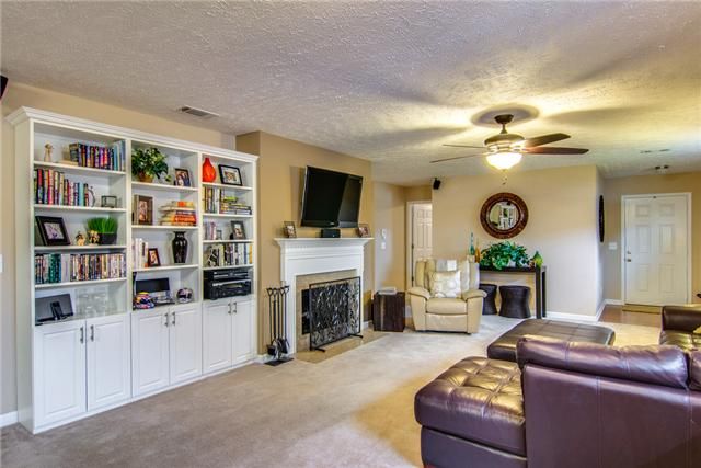 3424 Axelwood Dr, Murfreesboro, TN 37128