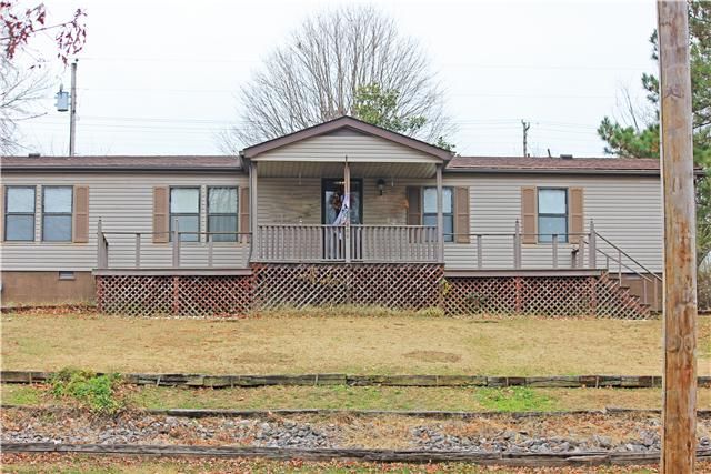 608 W College St, Dickson, TN 37055