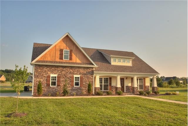 596 Laurel Ln, Murfreesboro, TN 37127