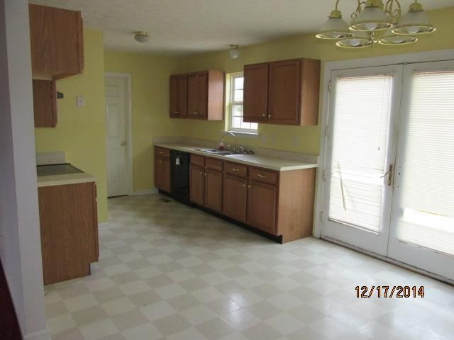8741 Burleson Ln, Murfreesboro, TN 37129