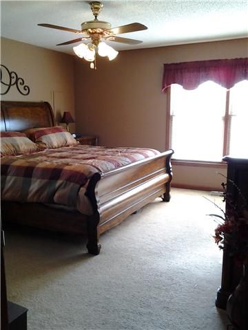 4441 Meadowland Dr, Murfreesboro, TN 37127
