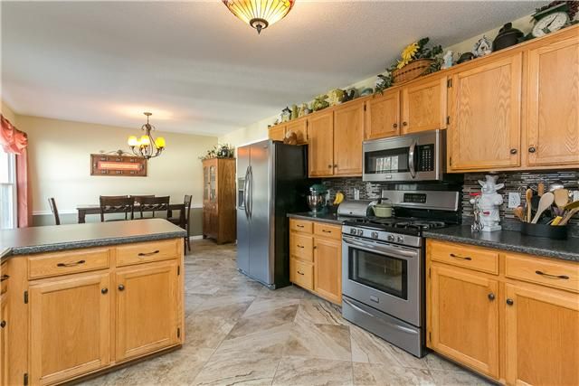2238 Eastview Dr, Murfreesboro, TN 37128
