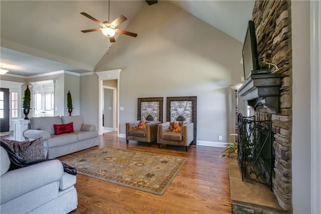 2416 Janell Trl, Murfreesboro, TN 37128