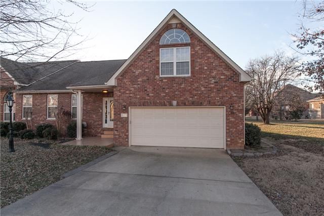2412 Keegan Dr, Murfreesboro, TN 37130