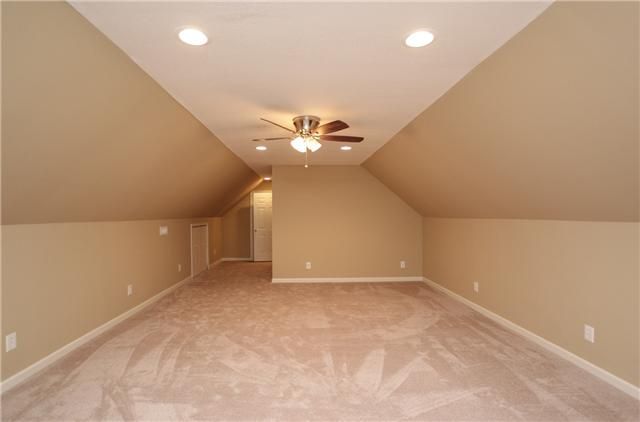 912 Crystal Bear Trl, Murfreesboro, TN 37128