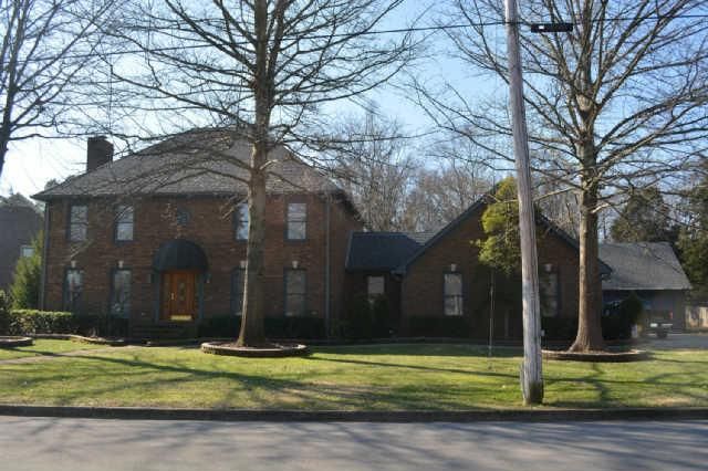 723 Greenbrier Dr, Murfreesboro, TN 37130