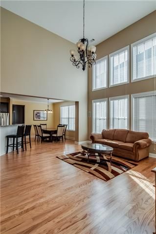 517 Phillips Dr, Franklin, TN 37067