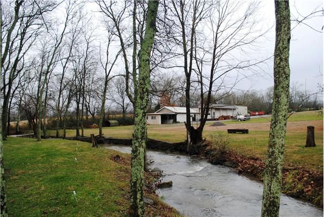 2201 Hwy 31e, Gallatin, TN 37066