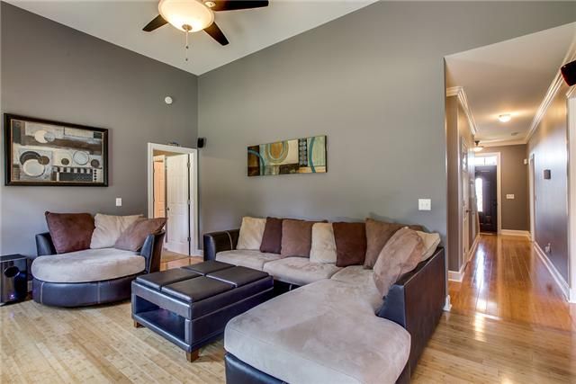 127 Conquest Rd, Murfreesboro, TN 37128