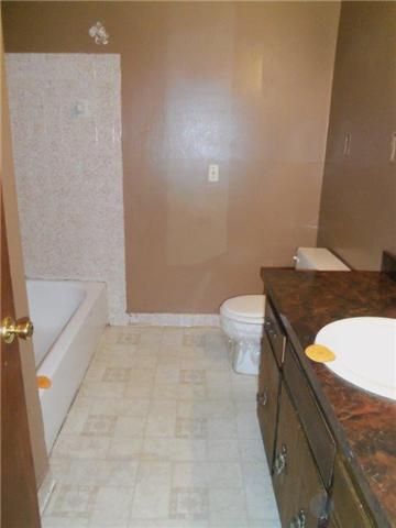 413 Rockwood Dr, Hermitage, TN 37076
