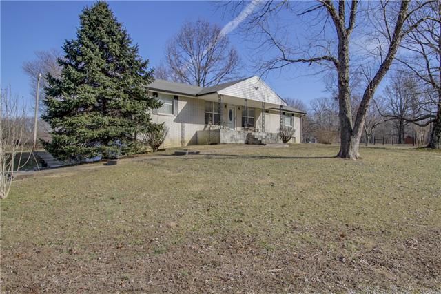 2363 Chambliss Rd, Pleasant View, TN 37146