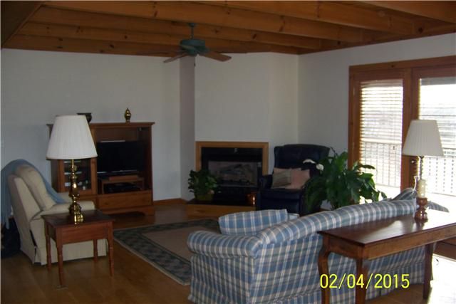 1062 Logue Rd, Mount Juliet, TN 37122