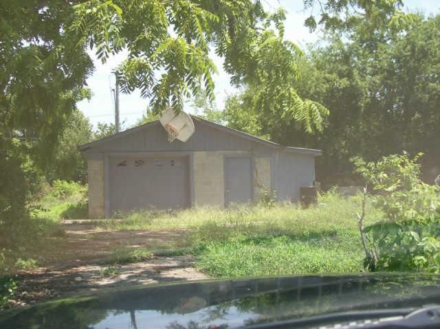 2104 S Main St, Springfield, TN 37172