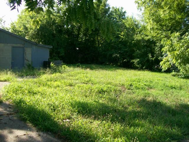 2104 S Main St, Springfield, TN 37172