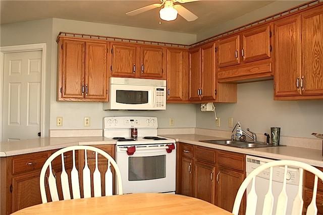 4995 Hyde Rd, Springfield, TN 37172