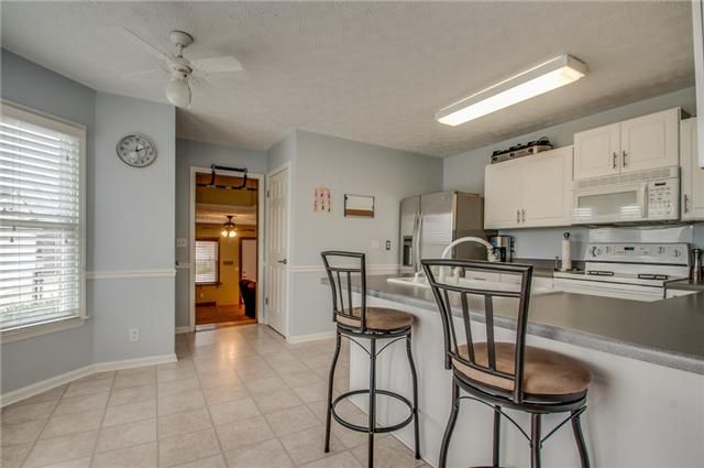 3438 Mary Ave, Murfreesboro, TN 37127