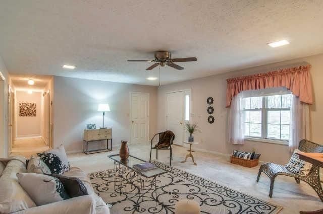 109 Redbud Dr, Dickson, TN 37055
