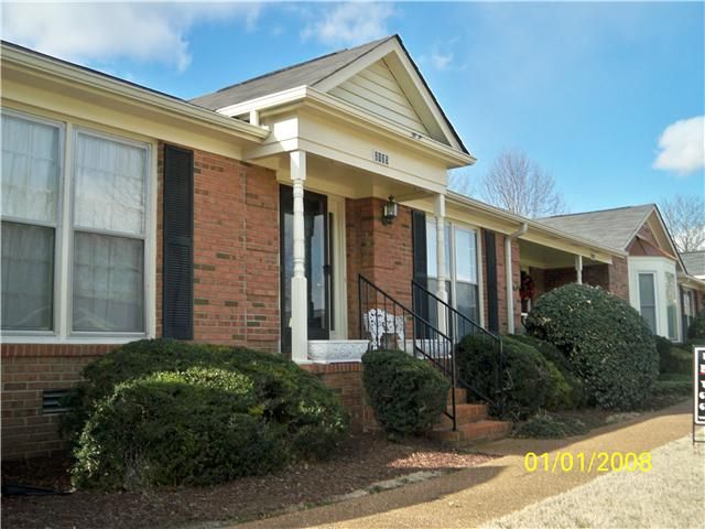 2125 River Chase Dr, Murfreesboro, TN 37128
