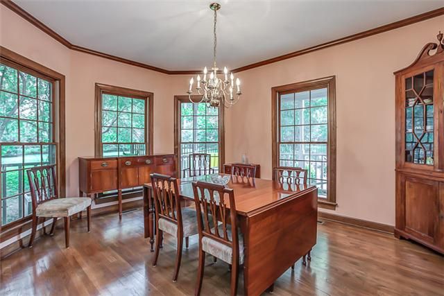 714 Woodleigh Dr, Nashville, TN 37215