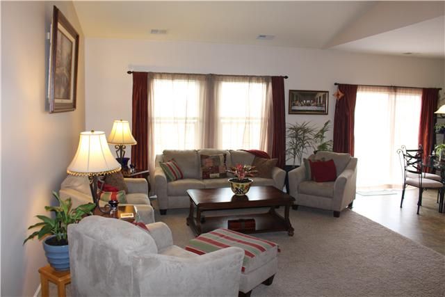1205 Scarcroft Ln, Nashville, TN 37221