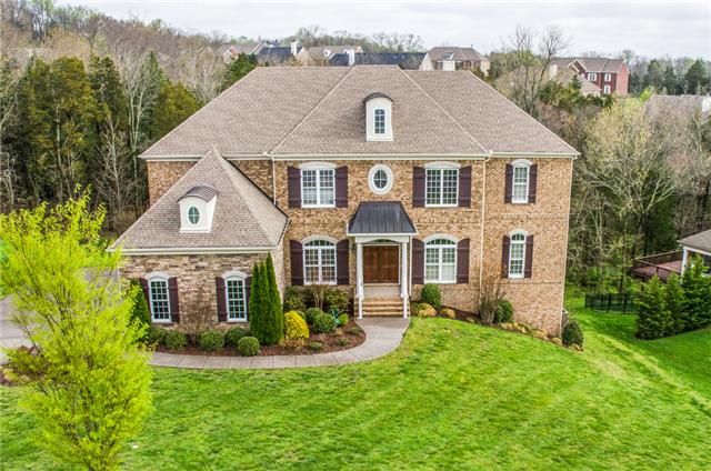 6889 Walnut Hills Dr, Brentwood, TN 37027