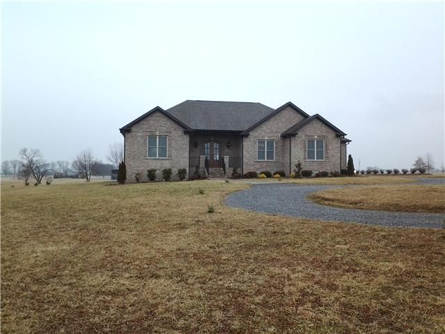 1192 Liberty Ln, Gallatin, TN 37066