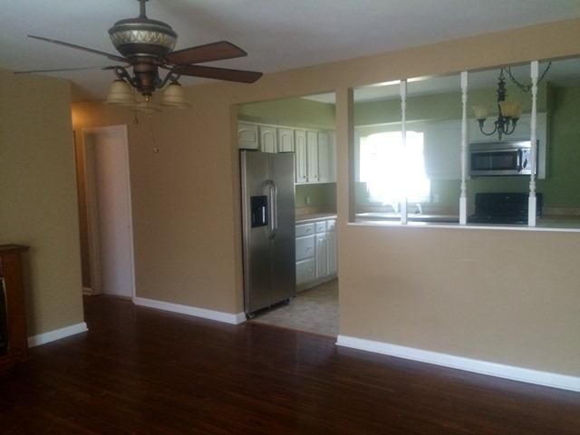 203 W Hills Ter, Dickson, TN 37055