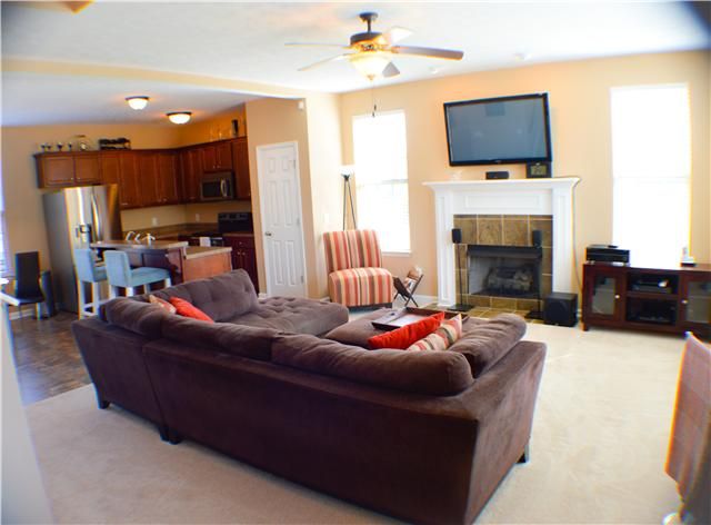 100 Captains Cir, Hendersonville, TN 37075