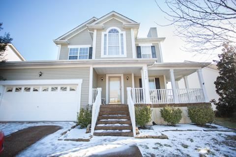 3728 Seasons Dr, Antioch, TN 37013