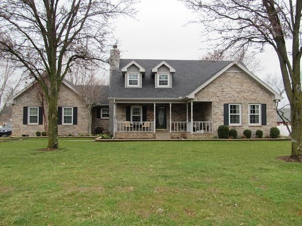 132 Lakepointe Rd, La Vergne, TN 37086