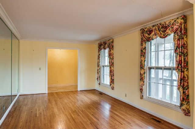 6530 Cornwall Ct, Nashville, TN 37205