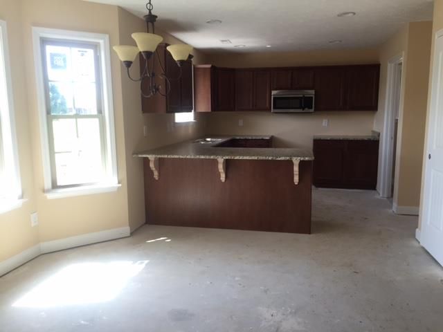 1027 Coral Dr, Murfreesboro, TN 37127