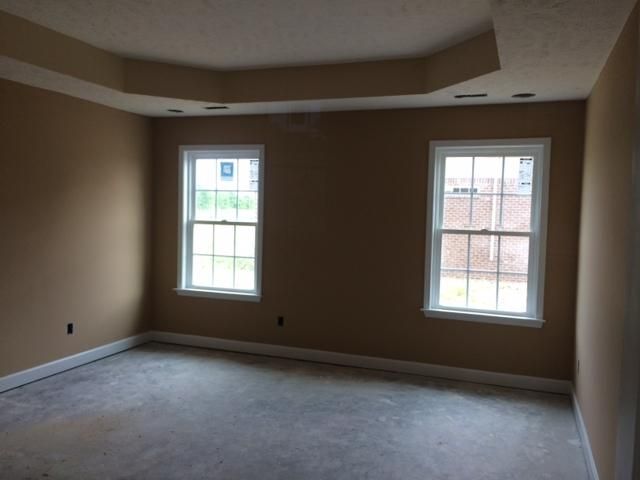 1015 Coral Dr, Murfreesboro, TN 37127