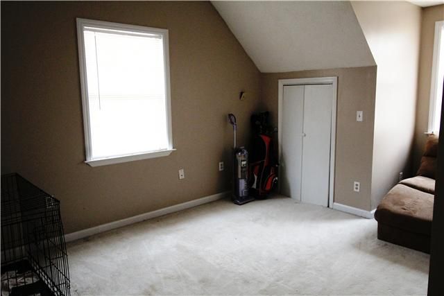 103 W Delaware Ct, La Vergne, TN 37086