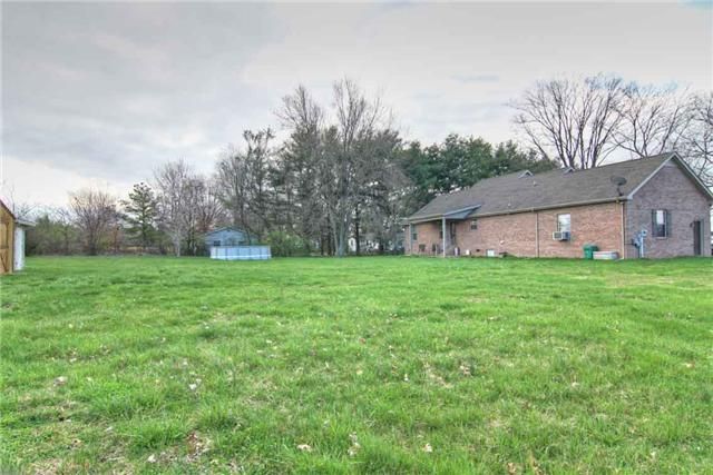 226 Crescent Rd, Murfreesboro, TN 37128