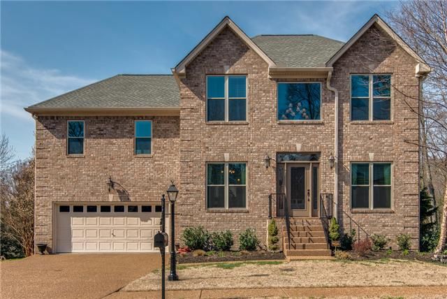 5116 Bay Overlook Dr, Hermitage, TN 37076