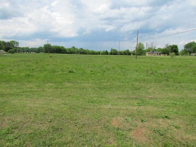 2 Rome Pike, Lebanon, TN 37087