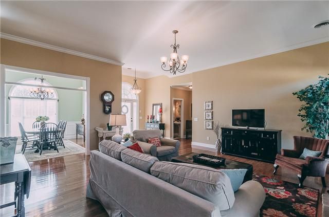 3594 Oakland Rd, Springfield, TN 37172