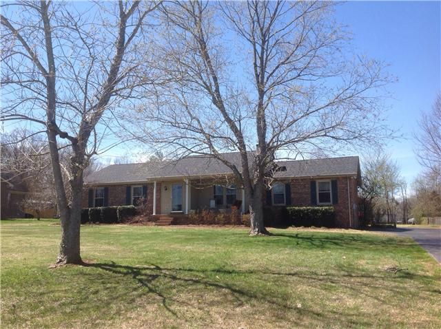 108 Clark Dr, Mount Juliet, TN 37122