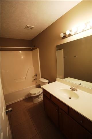 1220 Matterhorn Rn, Murfreesboro, TN 37130