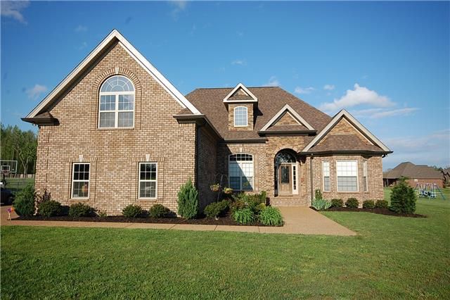 504 Falcon Crk, Lebanon, TN 37087
