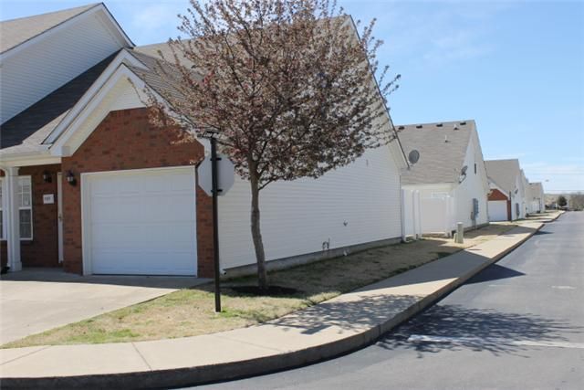949 Maricopa Dr, Murfreesboro, TN 37128
