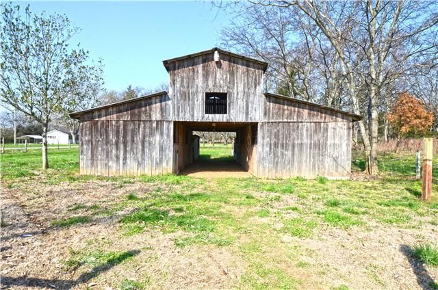 701 Rucker Rd, Murfreesboro, TN 37127