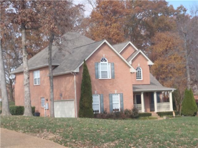 1016 Ridglea Dr, Burns, TN 37029