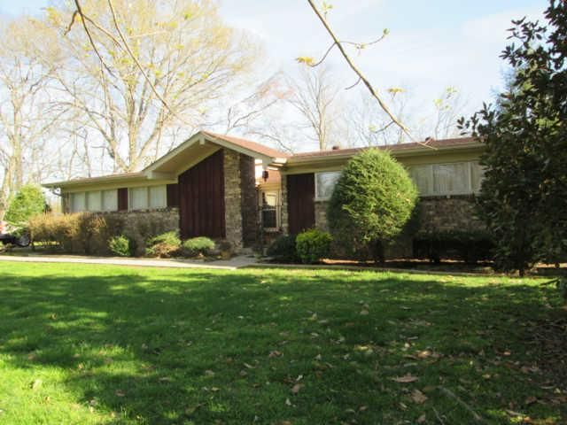 25 Morris Dr, Carthage, TN 37030