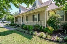 1014 Gary Ct, Murfreesboro, TN 37128