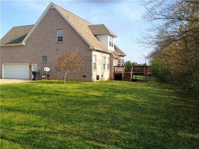 3205 Genoa Dr, Murfreesboro, TN 37128