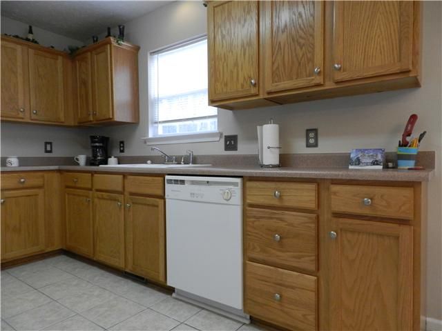161 E Braxton Ln, Hendersonville, TN 37075